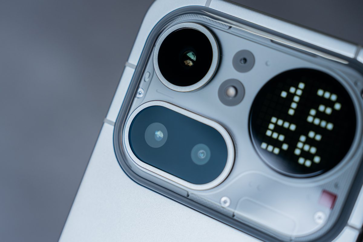 「Phone (4a) Pro」レビュー。スペック以上の満足感、クールなアルミ筐体に心惹かれる