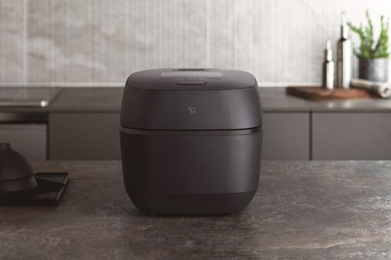 最新ハイエンド炊飯器はどうなってる？ 象印「炎舞炊き」のごはんを実際に試食！