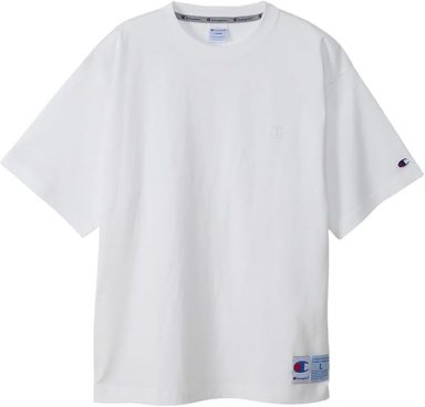 30%オフの3000円台！ リラックスフィットが魅力のチャンピオンのTシャツがAmazonでオトク