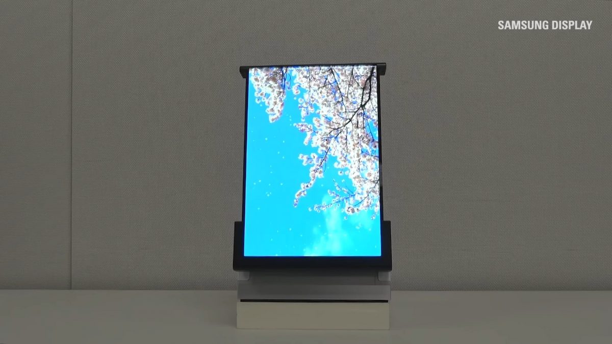 Samsungが10インチの「ローラブルスマホ」を開発中？ 2028年登場の噂