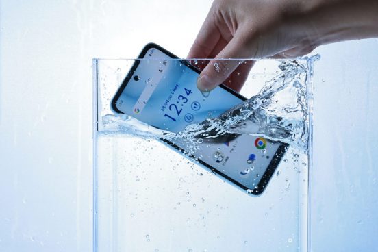 前モデルから強みがさらに進化！ こだわりの堅牢スマホ「arrows We3」「arrows Alpha2」の魅力4選