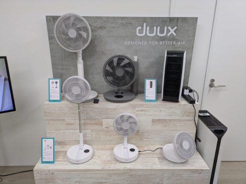 「暮らしの小さな不満に向き合う」注目のスティッククリーナーやコードレスファンの新モデルをチェック