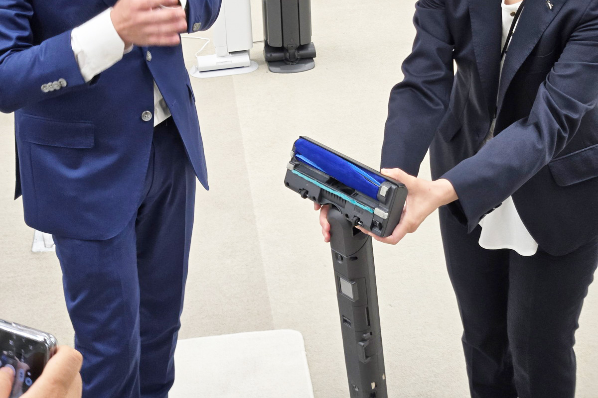 新開発「極吸ヘッド」を全6機種に搭載！ シャープの新「RACTIVE Air」を進化を体験してきた