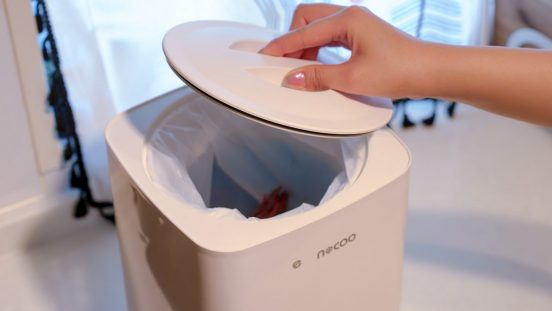 生ゴミを処理しない代わりに価格が安い、「LUNOA 生ゴミ冷却器」は悪臭・コバエ対策になるの？