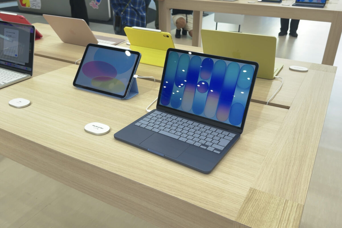 MacBook Neoが初めて手にするパソコンとして最適な理由とは？