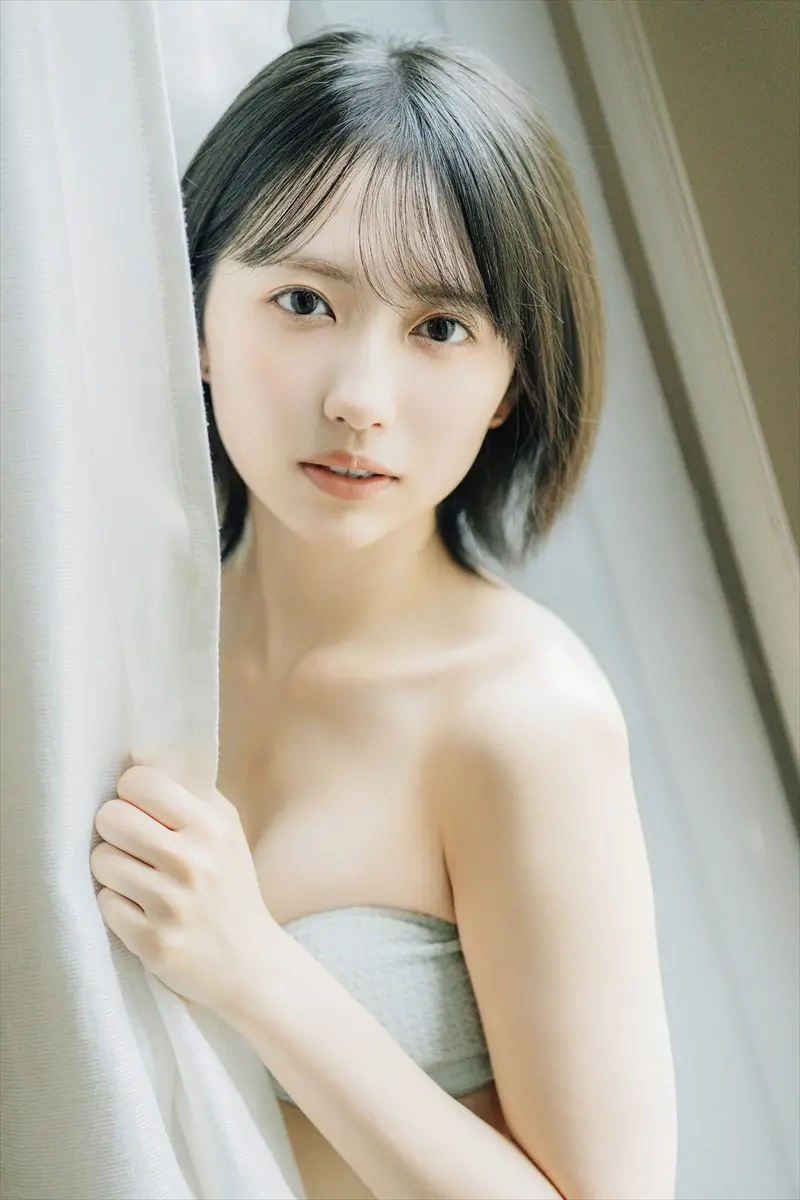ラフ×ラフ・永松波留、20歳になって初めての水着グラビアに挑戦　デジタル写真集も発売「大人っぽい表情にもぜひ注目してほしい」