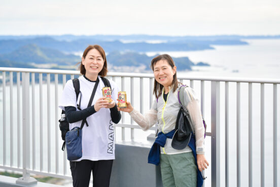 作家・角田光代×倉嶋紀和子が鋸山を歩きながら語る、「山と酒」の噺