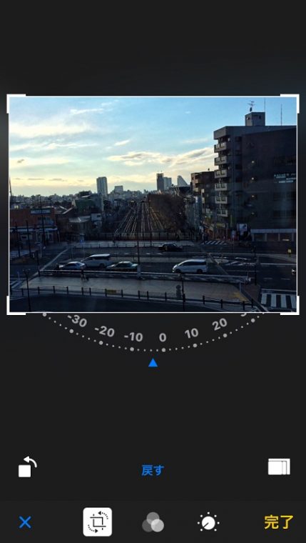 ↑トリミングのほか画像の回転も可能