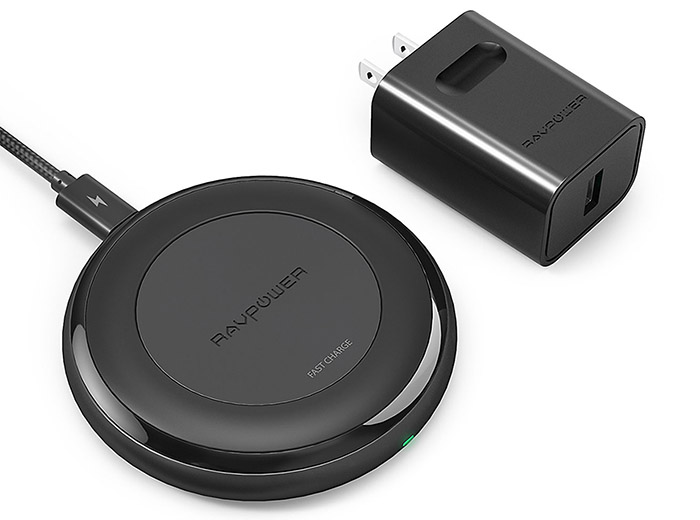 ↑「Alpha Series Fast Charge Wireless Charging Pad」（7980円）