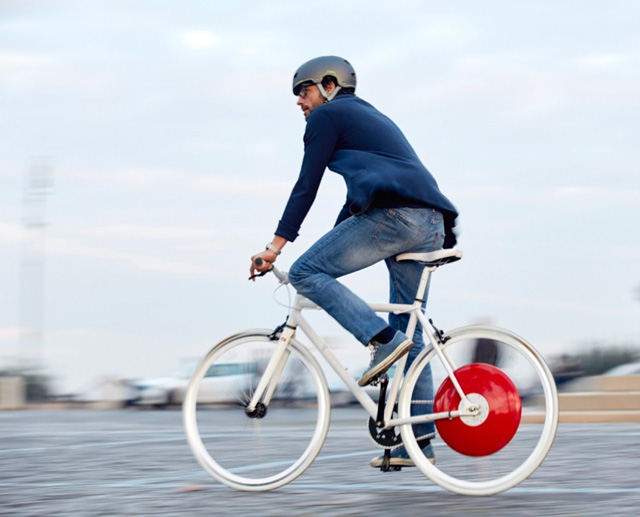 赤のハブ に秘密が 自転車通勤を大幅にラクする Copenhagen Wheel はジテツー派に最高のデバイス Getnavi Web ゲットナビ