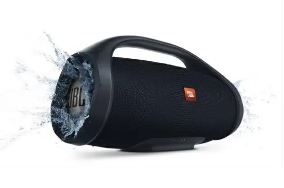 シリーズ史上最大! アウトドアでも大音量サウンドが楽しめる「JBL BOOMBOX」 | GetNavi web ゲットナビ