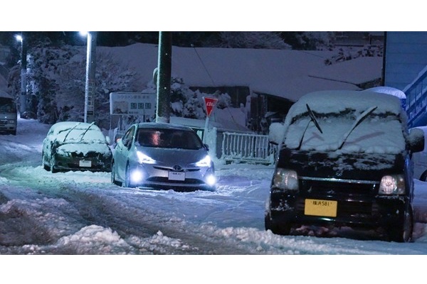 ノーマルタイヤで大雪にハマったとき 助けに来てくれるロードサービスはどこ Getnavi Web ゲットナビ