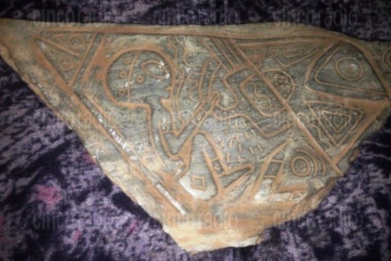 ムー宇宙人の遺跡 メキシコでグレイ エイリアンとの遭遇を示す石板が発見された Getnavi Web ゲットナビ