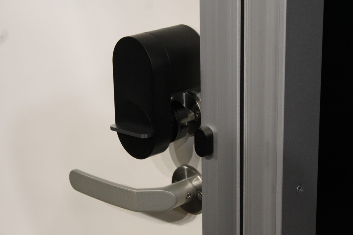 まるで自動ドア。ハンズフリー＆オートロック機能搭載の「Qrio Lock」 | GetNavi web ゲットナビ
