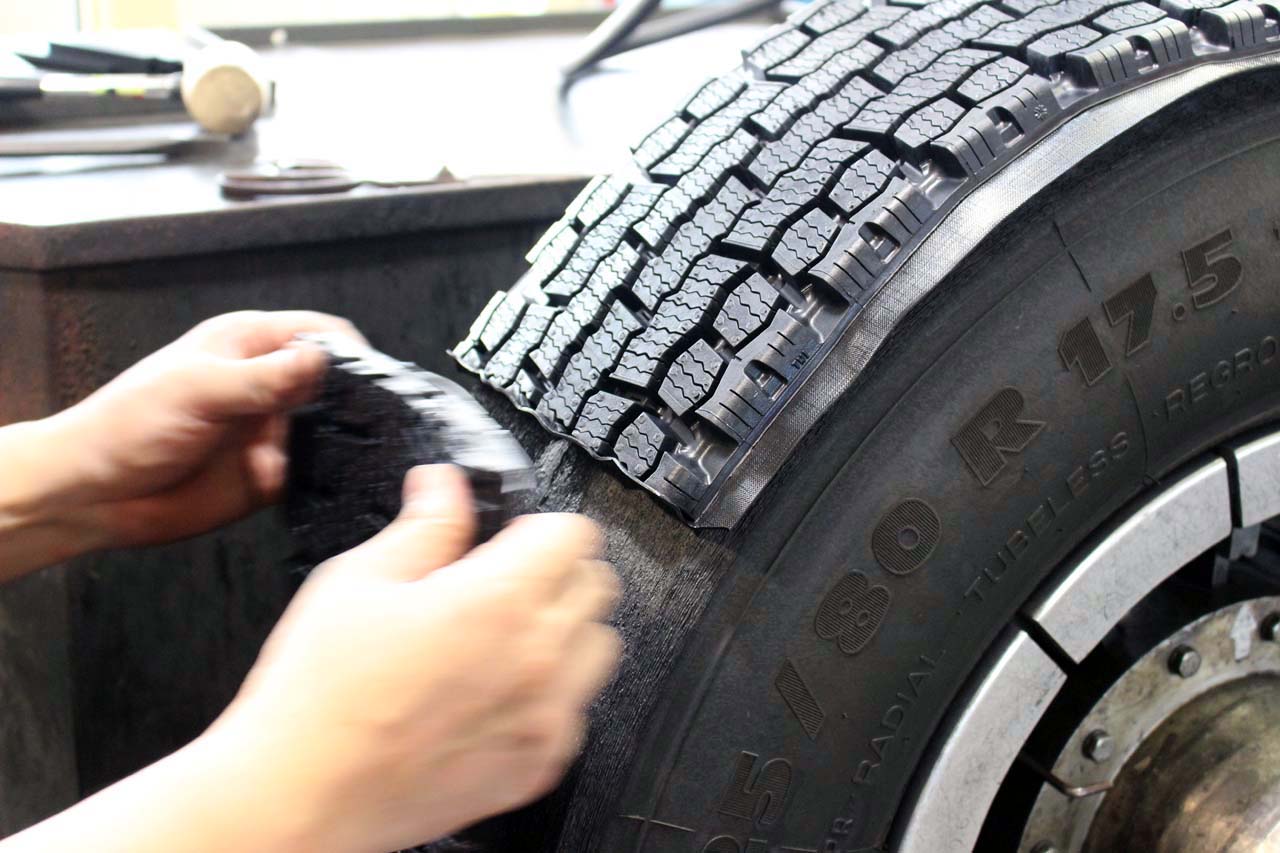 日本で生み出される廃タイヤは年間1億本近く リトレッドタイヤ が解決する Getnavi Web ゲットナビ