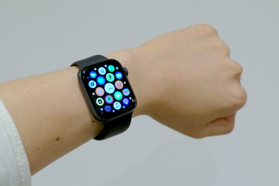 デジタル：Apple Watch Series 4先行レビュー！ 気になる4つの進化点で 