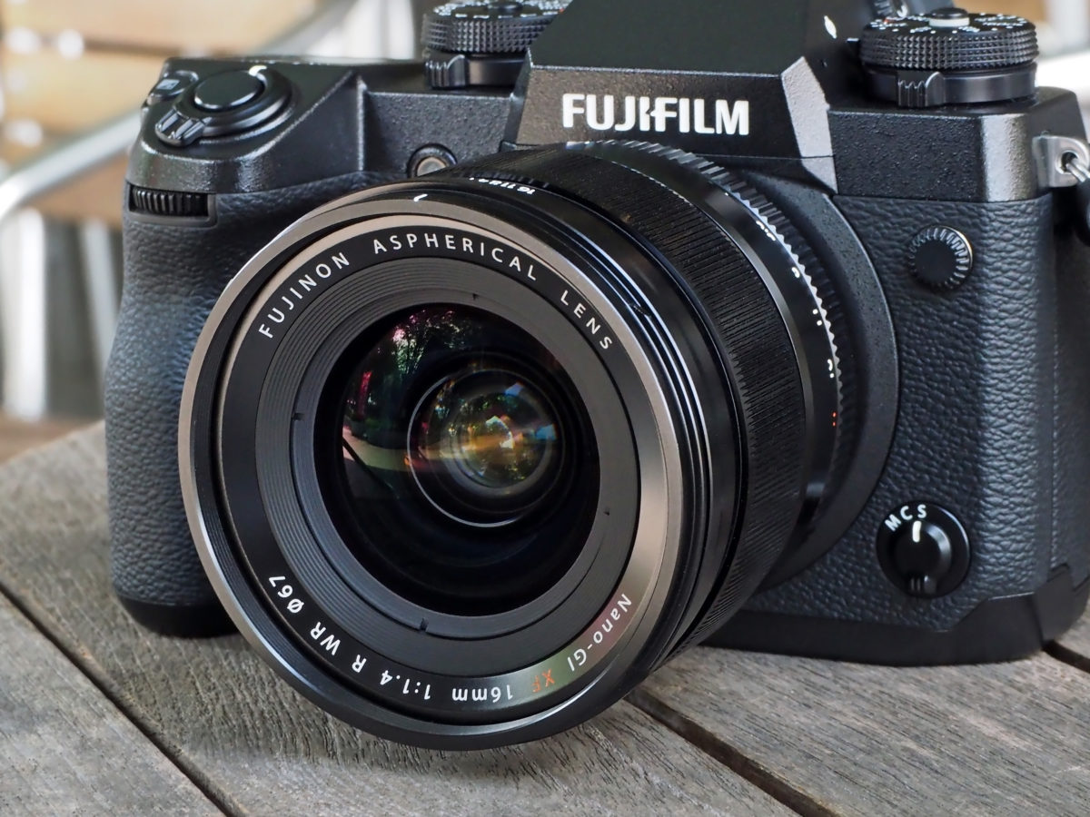 FUJIFILM XF16mmF1.4R WR【角形フード\u0026フィルター付き美品