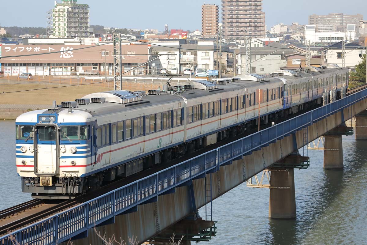 東日本最後の115系の聖地 越後線 新潟を走るローカル線10の秘密 Getnavi Web ゲットナビ