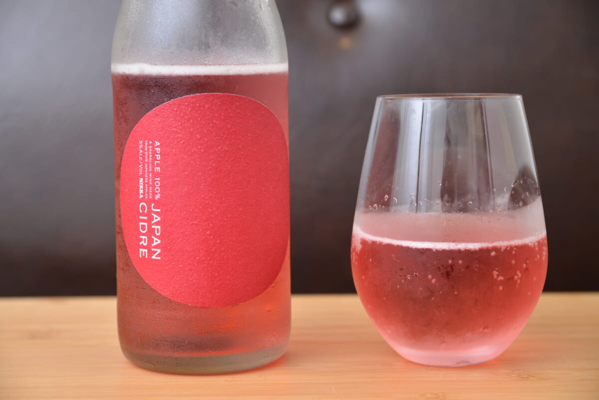 リンゴの発泡酒 シードル に傑作が誕生 ニッカ Japan Cidre を飲んで時代の到来を確信 Getnavi Web ゲットナビ