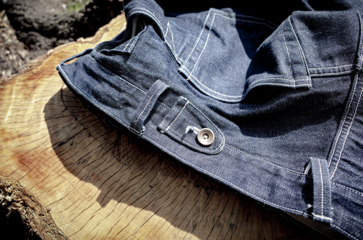 このデニムには「ムダ」が一切ないーー天然藍染めの「The 5 Pocket Pants」の新しい‟透明な魅力” | GetNavi web ゲットナビ