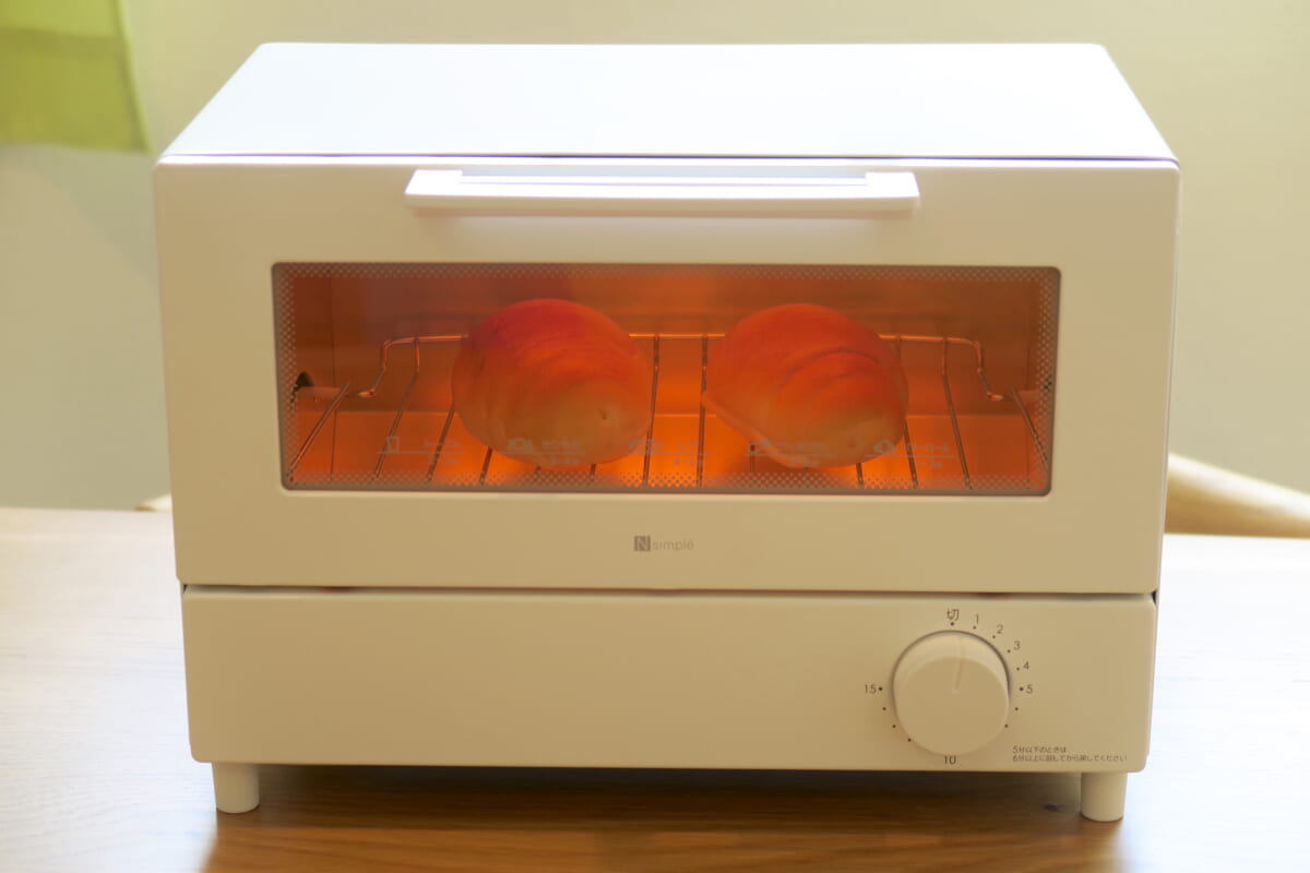 1990円の安さで新生活に事足りる？ ニトリの単機能オーブントースター「Nココル NT07」の実力をチェック | GetNavi web ゲットナビ