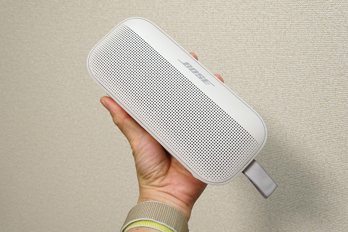 最大76％オフ！ BOSE ワイヤレスポータブルスピーカー ホワイト SoundLink Flex Bluetooth speaker 