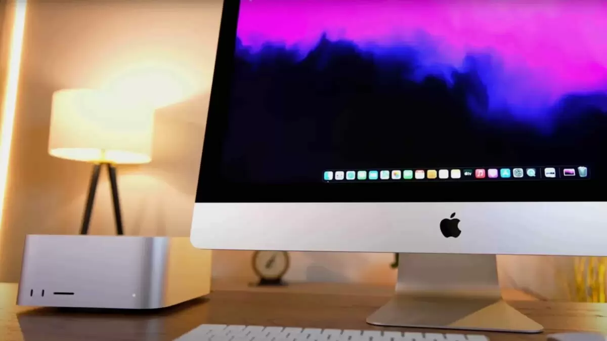 カスタム作品] iMacをアクリル版5面レイアウトしたディスプレイ ...