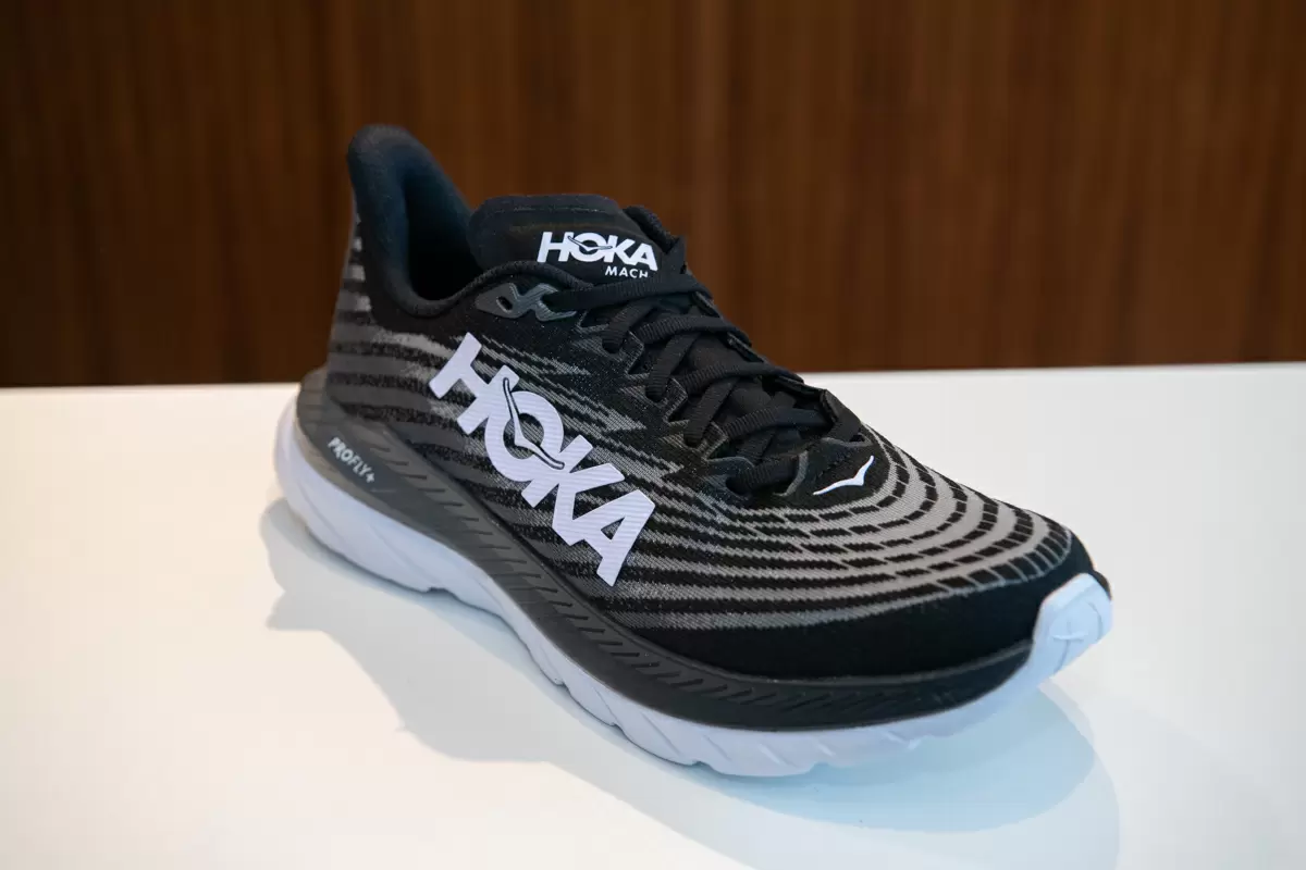 人気の定番モデルが進化！HOKAの歩みは2022年秋冬シーズンでも止まり