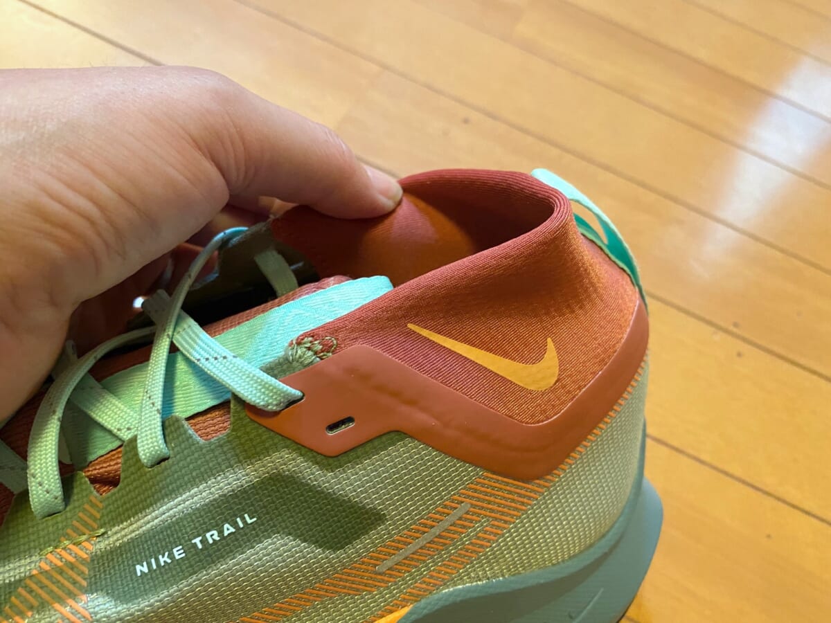 緊急安全保障会議開催へ NIKE ペガサストレイル4 ゴアテックス - 靴