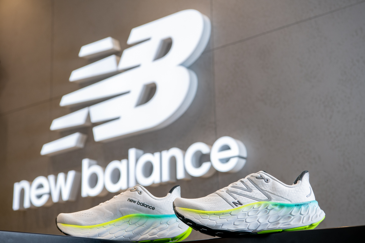 NEW BALANCE/Fresh Foam X More v4 CG4