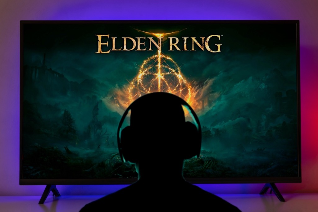 Play “Elden Ring” with Brainwaves!Then the President… |  GetNavi web Get Navi