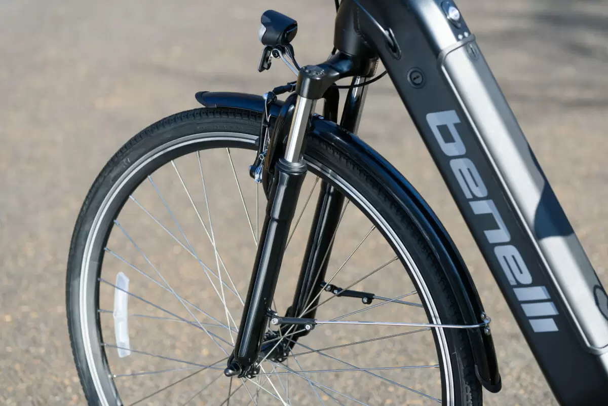 リーズナブルな価格だけど、しっかり走れるベネリのe-Bike