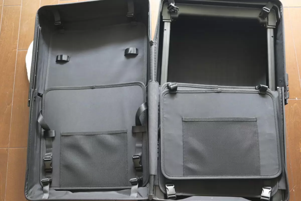 VELO伸縮型スーツケース ブラック-