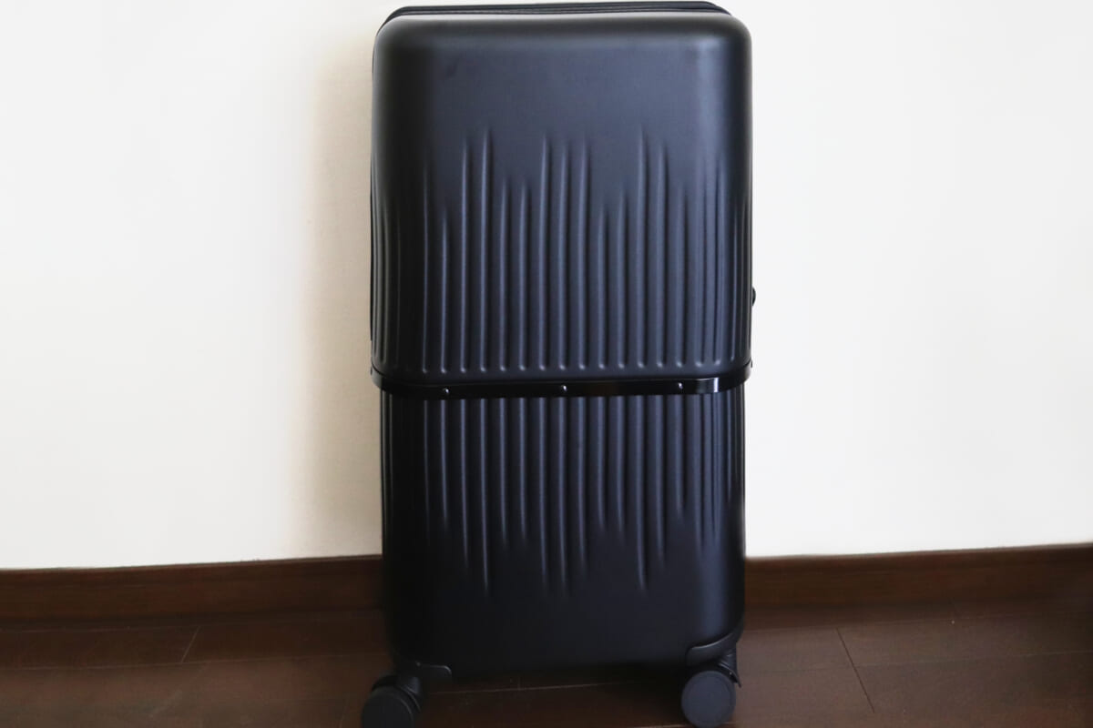 1台3役】スーツケースの致命的課題を解決したサイズ可変式「VELO」は