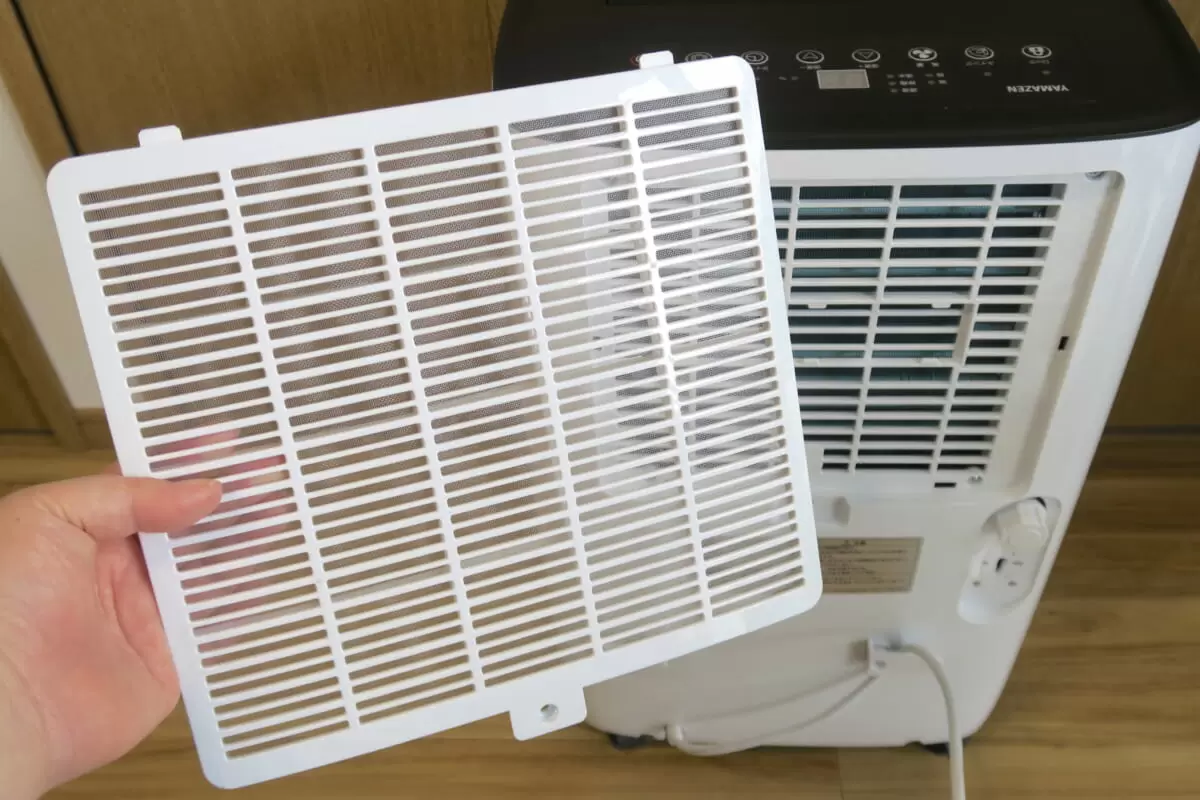 夏場の湿度で洗濯物が乾かない! 山善の「衣類乾燥除湿機 YDC 夏場の湿度で洗濯物が乾かない! 山善の「衣類乾燥除湿機 YDC