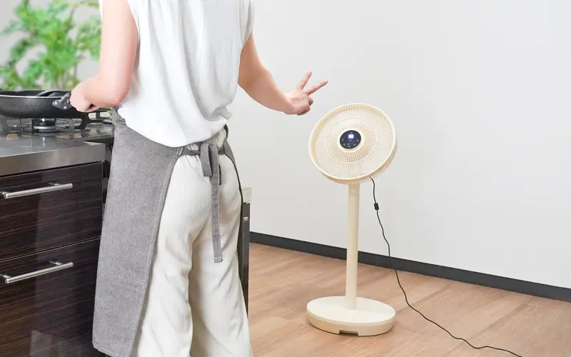 壁面取付け 積層信号灯 シグナル・タワー(R) ウォールマウント